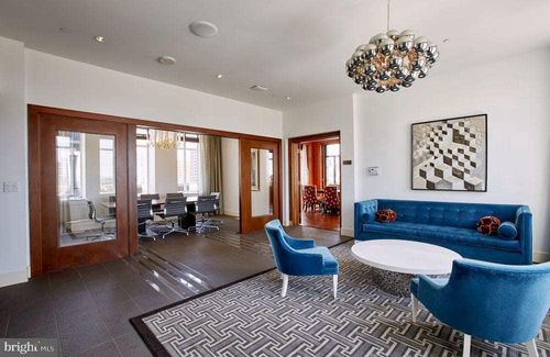 1b-0703-1616 Walnut Street, PHILADELPHIA, PA, 19103 | Card Image