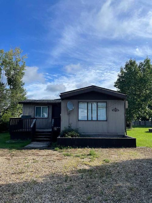 202 Railway Avenue, Veteran, AB, T0C2S0 | Card Image