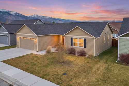 104 Rosemary Ln, Hamilton, MT, 59840-8507 | Card Image