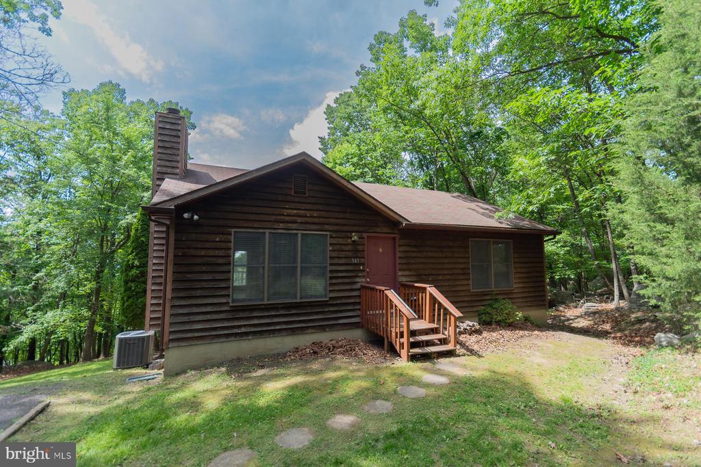 Windsong Rd, Harpers Ferry, WV 25425