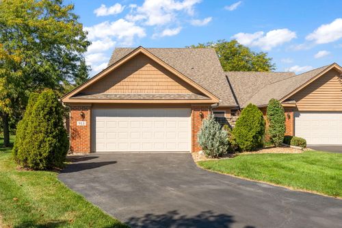 913 Westminster Ln, Munster, IN, 46321-2543 | Card Image