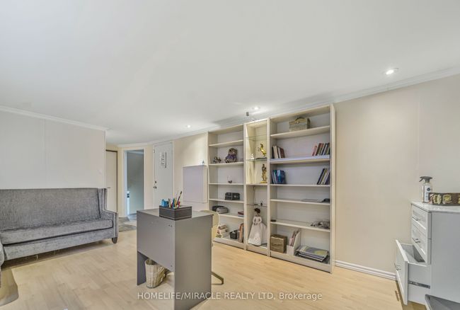 38 River View Dr, House other with 4 bedrooms, 3 bathrooms and 4 parking in Brampton ON | Image 9