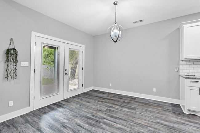 615 W Brock St, House other with 3 bedrooms, 2 bathrooms and null parking in Denison TX | Image 8