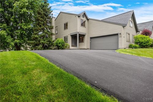 4797 Huntwood Path, Manlius, NY, 13104-1550 | Card Image