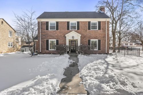 4400 N Wildwood Avenue, Shorewood, WI, 53211 | Card Image