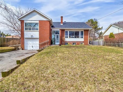 1821 Christopher Rd, Mississauga, ON, L5J2K7 | Card Image