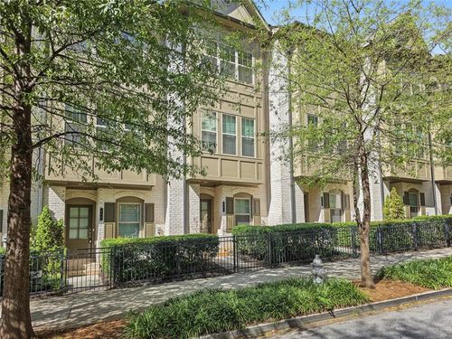 631 Broadview Pl Ne, Atlanta, GA, 30324-3652 | Card Image