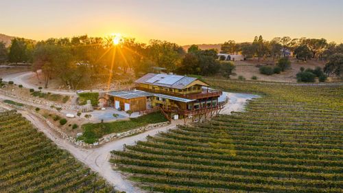 5660 Vineyard Lane, Placerville, CA, 95667 | Card Image