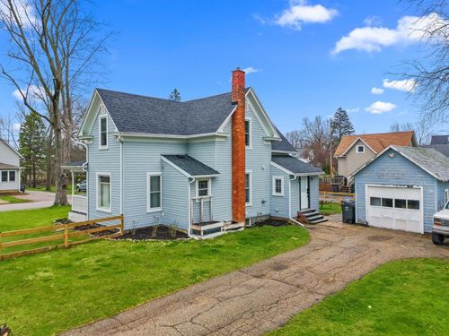201 Howard Street Street, WALWORTH, WI, 53184 | Card Image