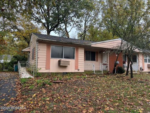 b-11 Hawaii Way, Whiting, NJ, 08759-1103 | Card Image