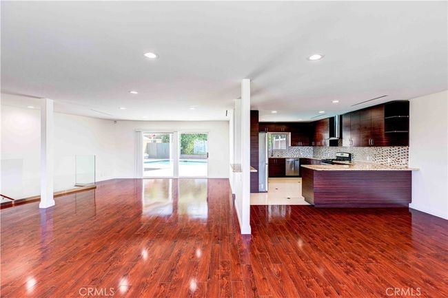 202 Edwards Pl, House other with 3 bedrooms, 4 bathrooms and 2 parking in Glendale CA | Image 11