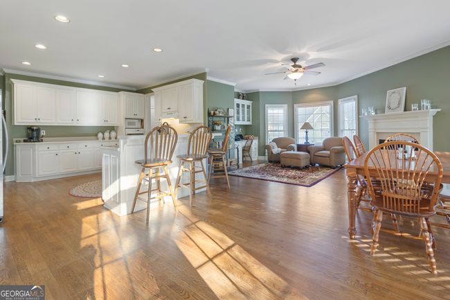 8040 Classic Dr, House other with 7 bedrooms, 5 bathrooms and 6 parking in Jonesboro GA | Image 16