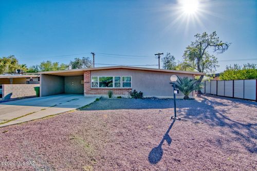 6245 E Sunny Drive, Tucson, AZ, 85712 | Card Image