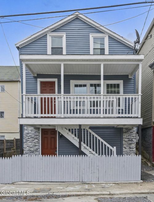 6 Mann Ave, Cohoes, NY, 12047-2320 | Card Image