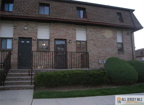 1313 Oaks Blvd, North Brunswick, NJ, 08902-2158 | Card Image