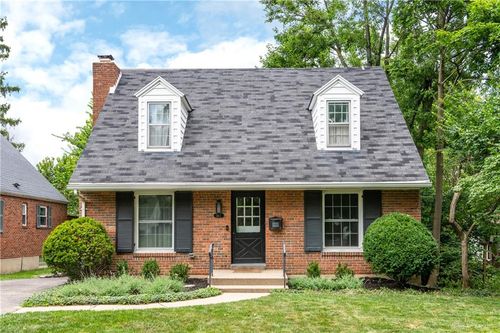 343 East Dr, Oakwood, OH, 45419-1750 | Card Image