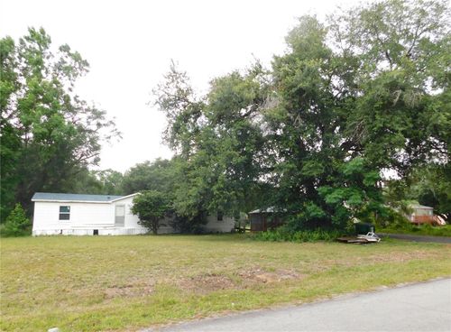 30501 Clearview Dr, WESLEY CHAPEL, FL, 33545-3072 | Card Image
