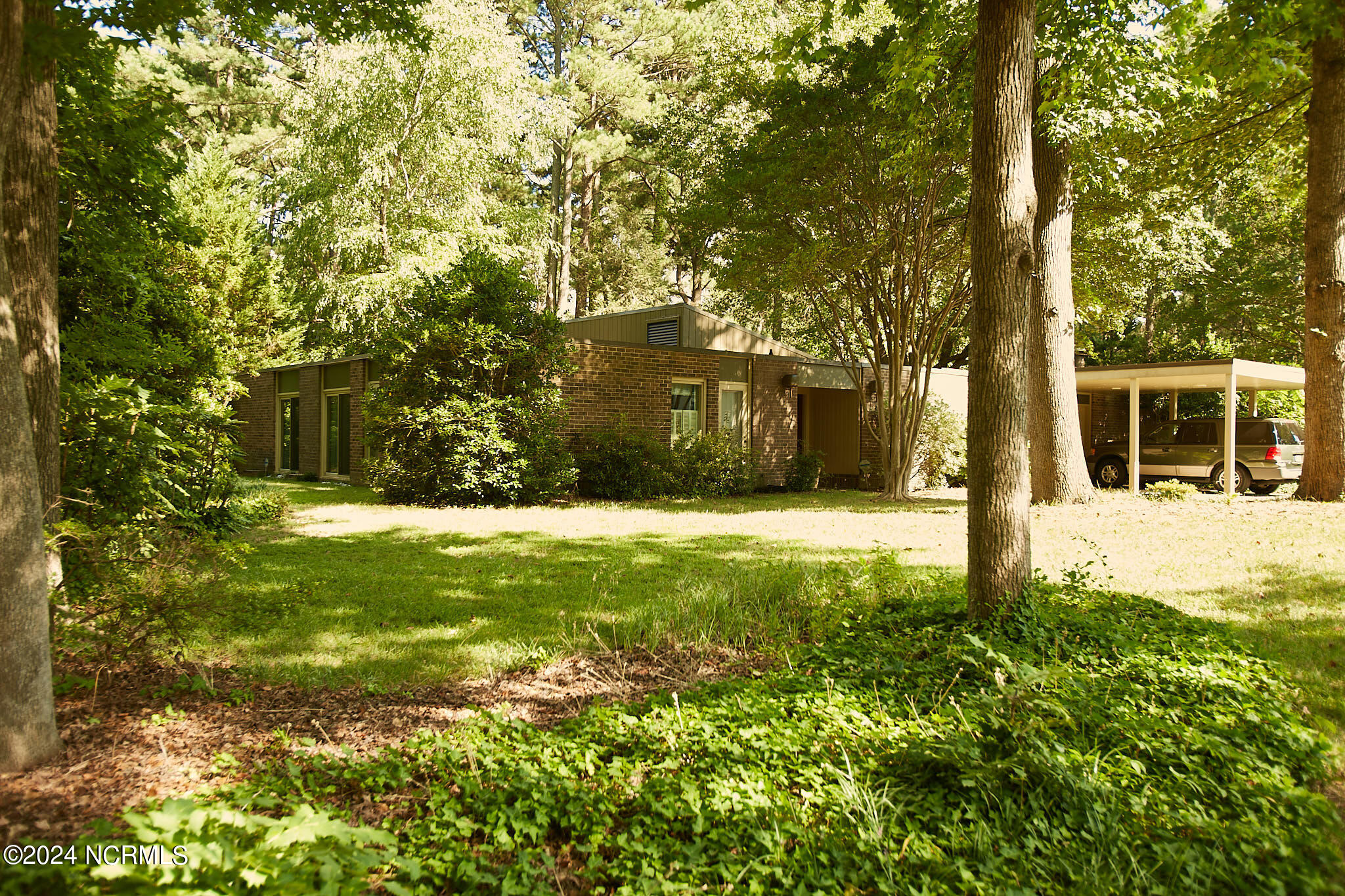 Brookside Dr, Wilson, NC 27896
