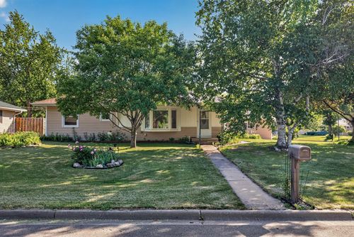 7846 Gresham Ln S, Cottage Grove, MN, 55016-2637 | Card Image