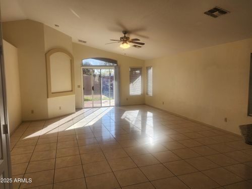 19417 N 7th Dr, Phoenix, AZ, 85027-4683 | Card Image