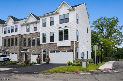 18 Lafayette, Towaco, NJ, 07082-0040 | Card Image