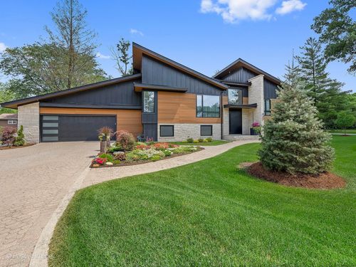 849 Cramer Ct, Willowbrook, IL, 60527-5324 | Card Image