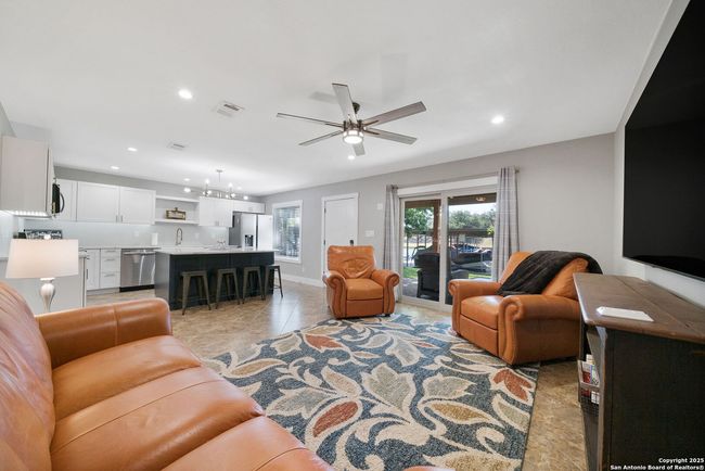 103 - 1500 Ranch Road 1431, Condo with 2 bedrooms, 1 bathrooms and null parking in Kingsland TX | Image 18