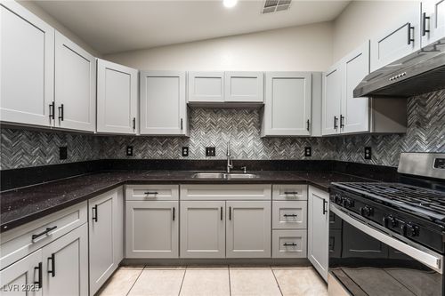 1832 Taylor Hill St, Las Vegas, NV, 89106-1796 | Card Image