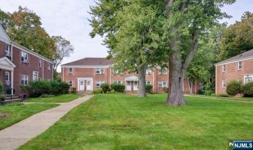 180 Central Ave, Englewood, NJ, 07631-2269 | Card Image