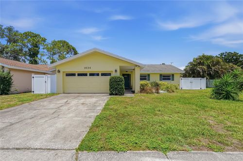 1634 Dale Cir N, Dunedin, FL, 34698-4760 | Card Image