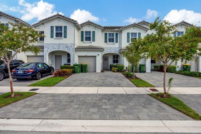 2629 Se 13th Street, Townhouse with 3 bedrooms, 2 bathrooms and null parking in Homestead FL | Image 2