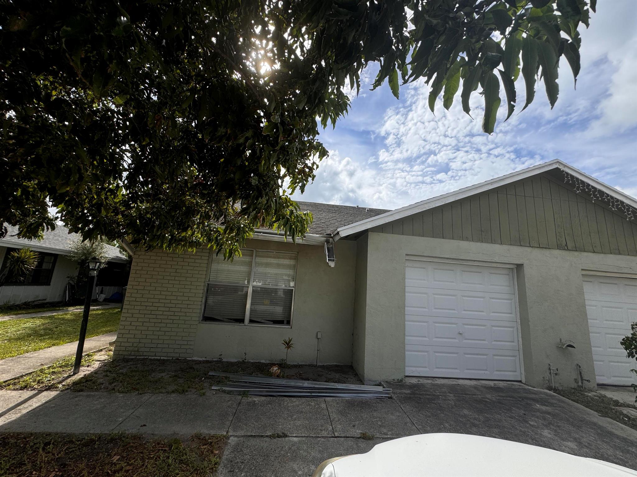 Highland Pines Dr, Palm Beach Gardens, FL 33418