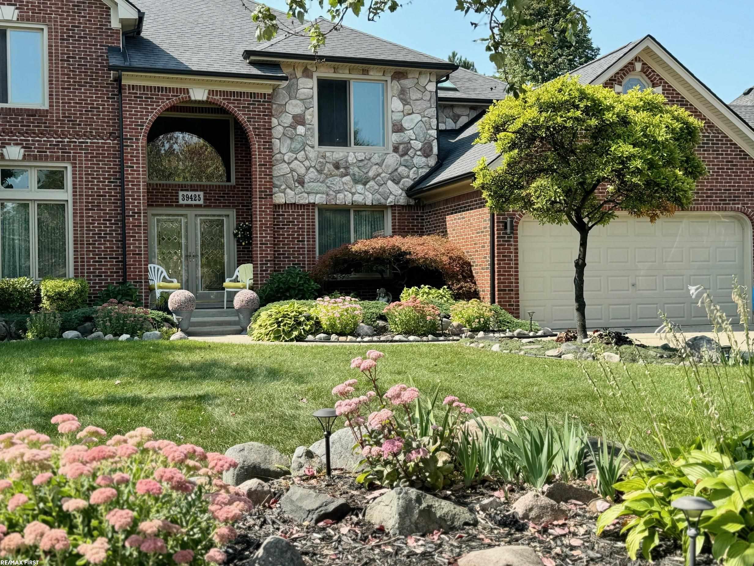 Ladrone Ct, Sterling Heights, MI 48313