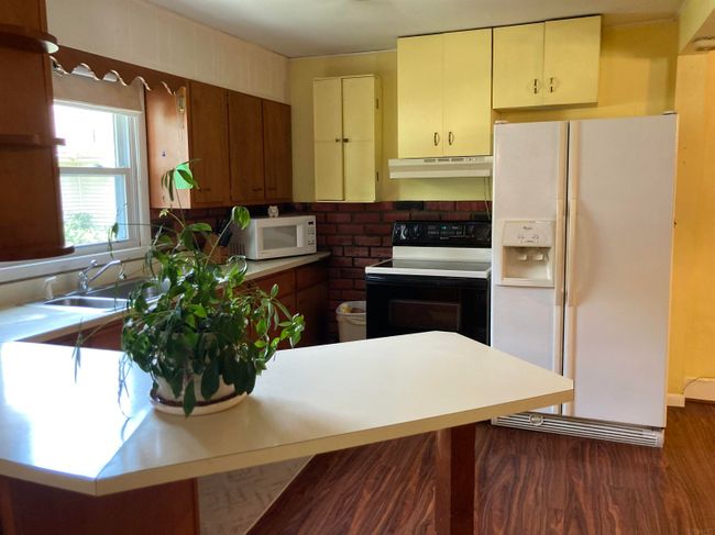 220 E Silver St, House other with 1 bedrooms, 2 bathrooms and null parking in Bluffton IN | Image 9