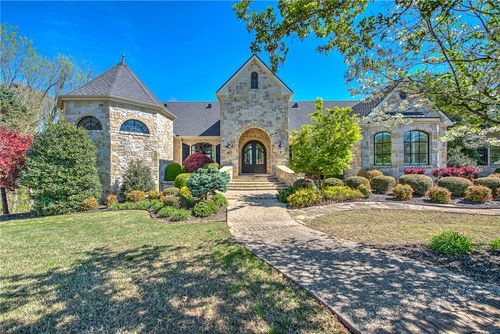 900 Beau Chalet Dr, Bentonville, AR, 72713-5075 | Card Image