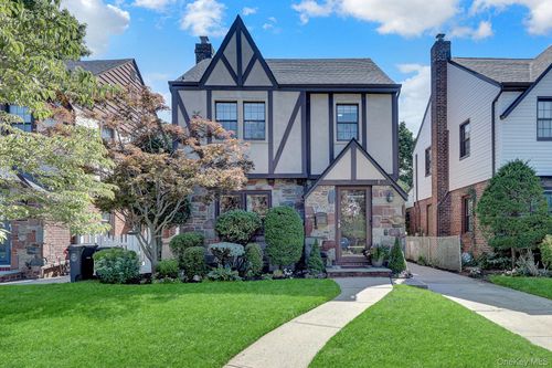 87-63 253rd St, Bellerose, NY, 11426-2331 | Card Image