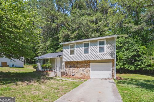 4975 Galbraith Cir, Stone Mountain, GA, 30088-1728 | Card Image