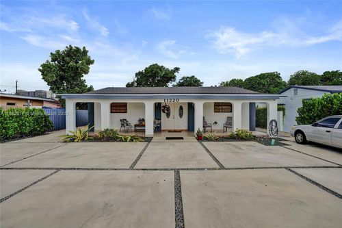 11220 Sw 2nd St, Miami, FL, 33174-1102 | Card Image
