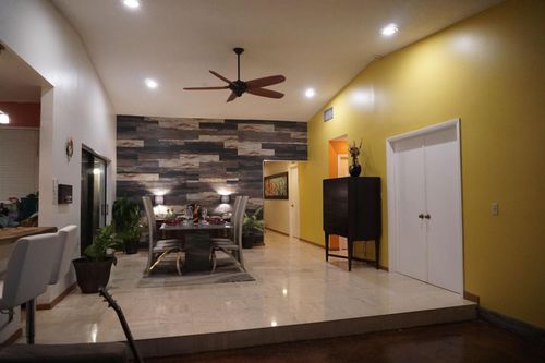 414-414 Ne 195th Street, Miami, FL, 33179 | Card Image