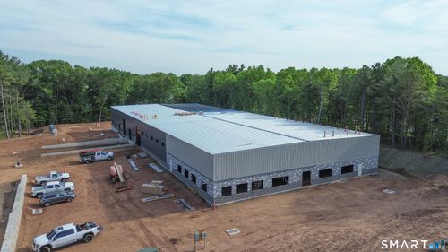 135 Business Park Dr, Bristol, CT, 06010-8628 | Card Image