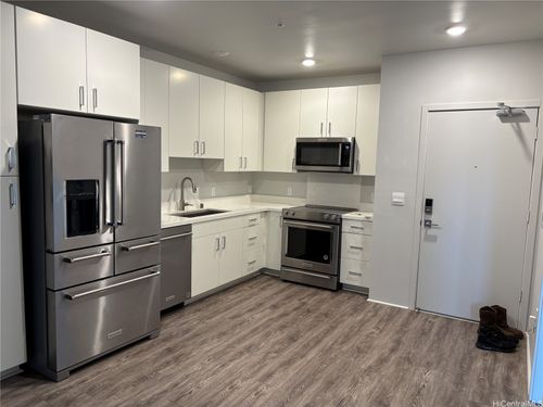 8406-91-3641 Iwikuamoo St, Ewa Beach, HI, 96706 | Card Image
