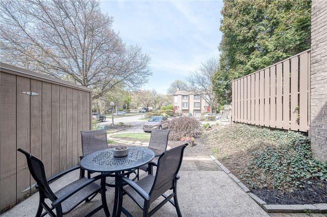 92 Locust Ct, Condo with 3 bedrooms, 2 bathrooms and 1 parking in Pittsburgh PA | Image 20