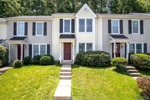 15241 Broadwater Cir, Chester, VA, 23831-7255 | Card Image