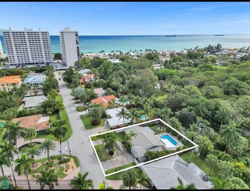 3036 Ne 19th St, Fort Lauderdale, FL, 33305-1802 | Card Image