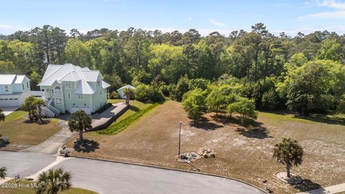 111 Key West Ln, Newport, NC, 28570-5214 | Card Image