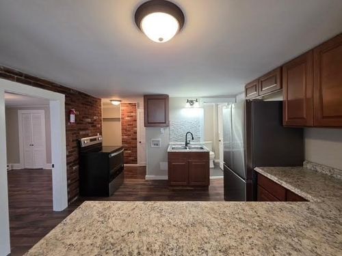 14-12 Church St, Ware, MA, 01082-1202 | Card Image