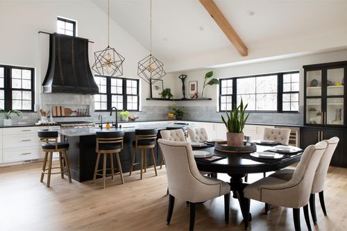 209 Quail St, Mahtomedi, MN, 55115-1431 | Card Image