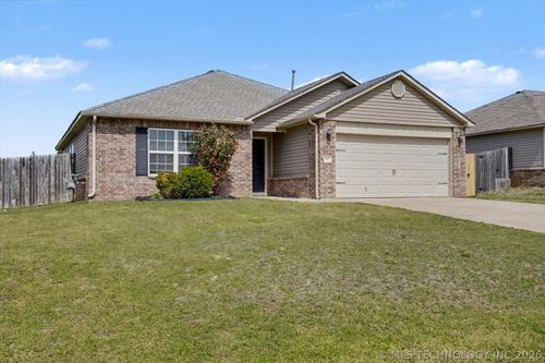 25437 93rd Ct, Broken Arrow, OK, 74014-7876 | Card Image
