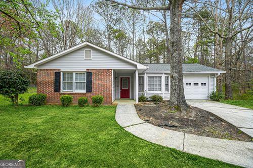 613 Windsor Dr Se, Conyers, GA, 30094-4335 | Card Image