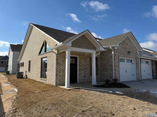 26448 Breakers Cir, Athens, AL, 35613-2942 | Card Image